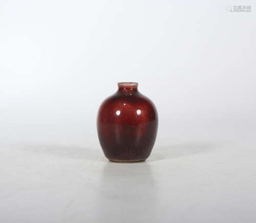 清中期 红釉小瓶