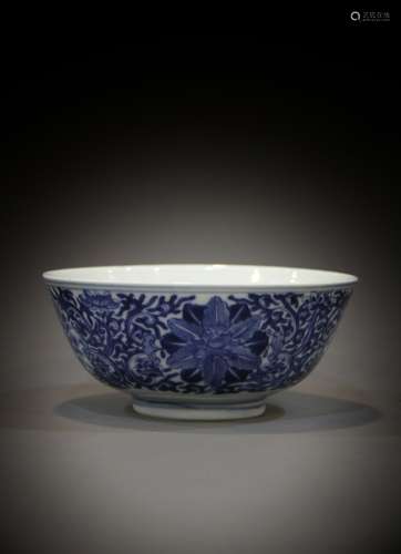 A Chinese 18th century bowl
