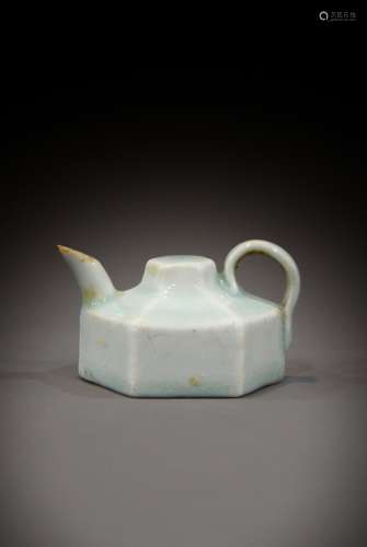 A small Chinese teapot from the 12th-13th centuries
