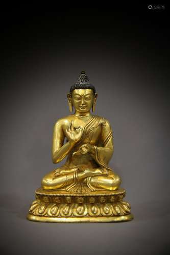 A Chinese Buddha statue from the 18th to the 19th century