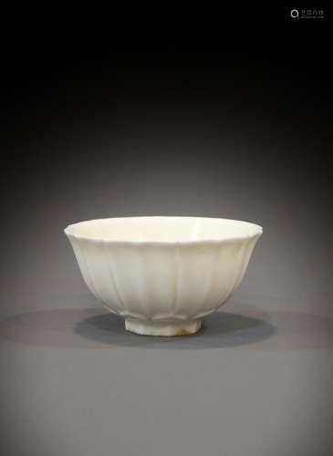 A small Chinese 19th-century white cup