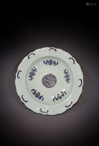 A Chinese plate from the 18th to the 19th century