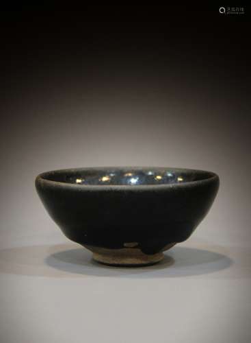 A Chinese black bowl from the 12th to the 13th century