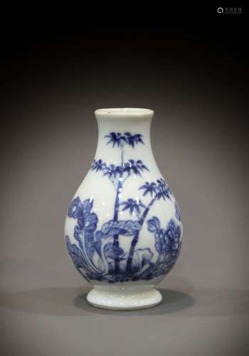 A Chinese vase from the 18th to the 19th century