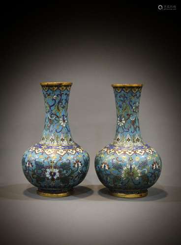 2 Chinese copper bottles from the 19th to 20th centuries