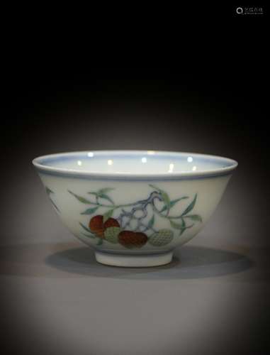 A Chinese 18th century porcelain bowl