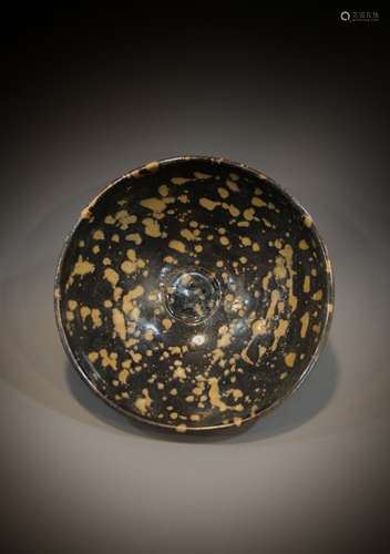 A large Chinese bowl from the 12th to the 13th century