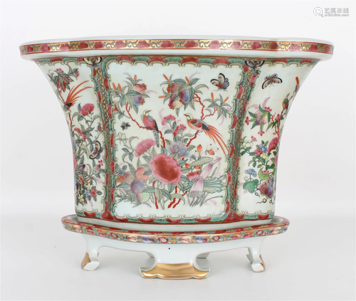 Chinese Hand Painted Porcelain Jardiniere