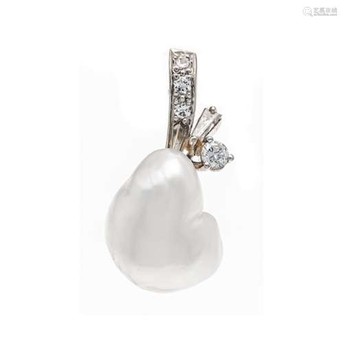 Freshwater pearl diamond penda