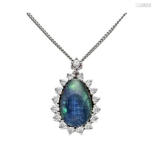 Opal pendant WG 585/000 with a