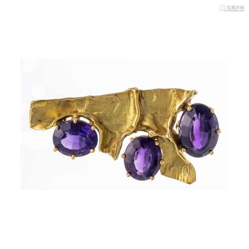 Amethyst brooch GG 750/000 wit