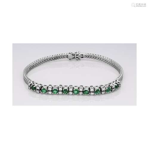 Emerald diamond bracelet WG 75