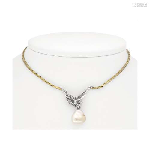 Freshwater pearl diamond neckl
