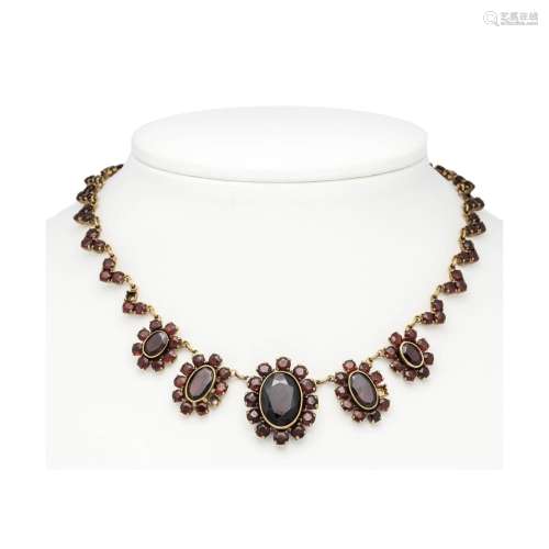 Garnet necklace GG 333/000 wit