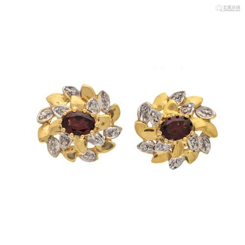 Garnet flower earrings GG/WG 3