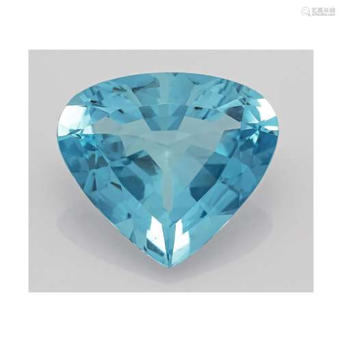 Aquamarine 33.25 ct, heart cut