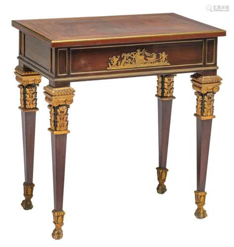 A small Neoclassical occasional table, H 75,5 - W 70 - D 44 ...