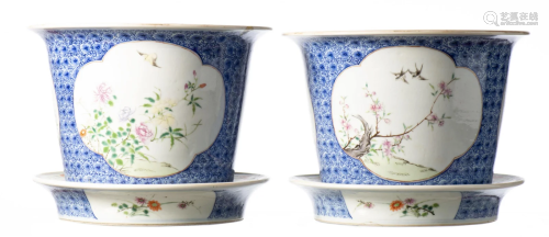 CHINE, Paire de pots à bonsaï ou cache-pots en porcelaine