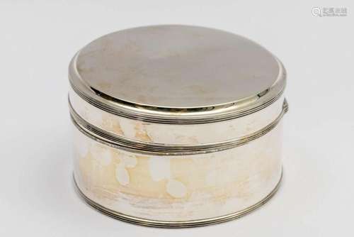 A Dutch silver biscuit box