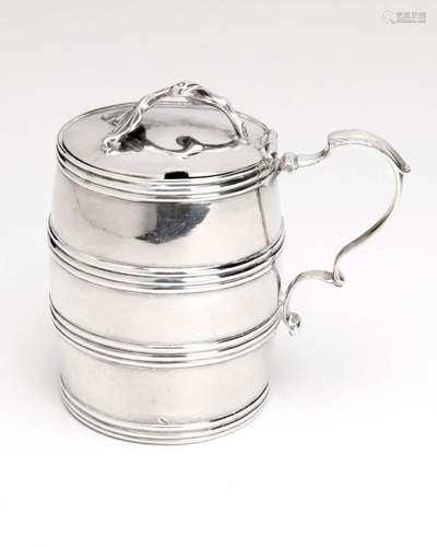 A Dutch silver mustard pot