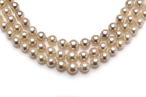 A 14k gold and silver cultured pearl necklace