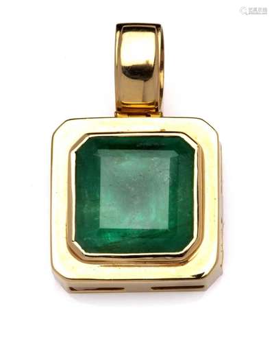 An emerald pendant