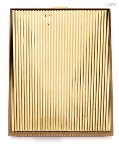 A 14k gold cigarette case