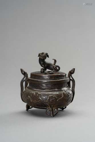 A MINATURE BRONZE TRIPOD CENSER, QING DYNASTY