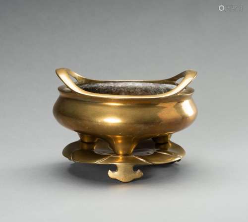 A LARGE GILT BRONZE TRIPOD CENSER WITH MATCHING STAND