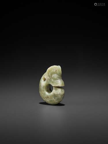 A CELADON JADE 'PIG-DRAGON' PENDANT, ZHULONG, HONG...