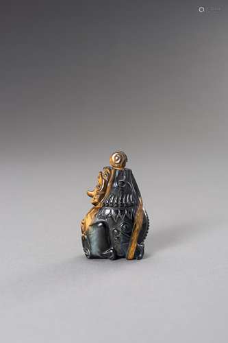 A TIGER'S EYE 'LUDUAN' SNUFF BOTTLE, REPUBLIC...