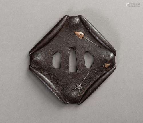 AN IRON TSUBA WITH ARROWS