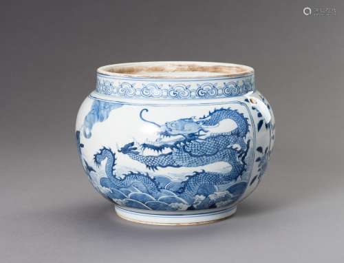 A BLUE AND WHITE KANGXI STYLE CENSER, 19TH CENTURY