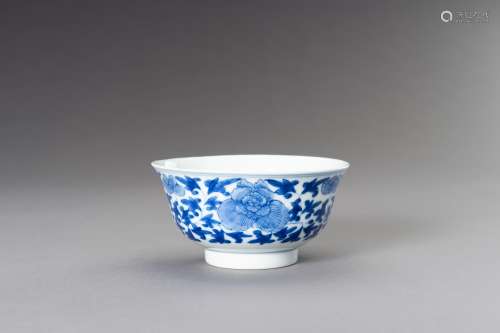 A BLUE AND WHITE PORCELAIN BOWL, QING DYNASTY