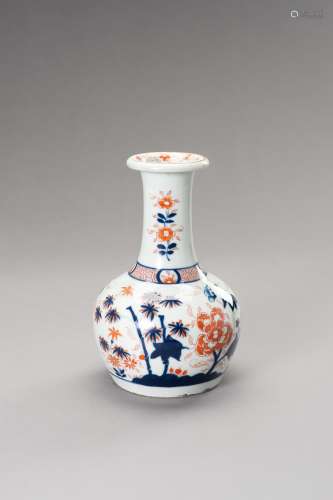 AN IMARI 'FLOWERS AND BAMBOO' PORCELAIN VASE, QING...