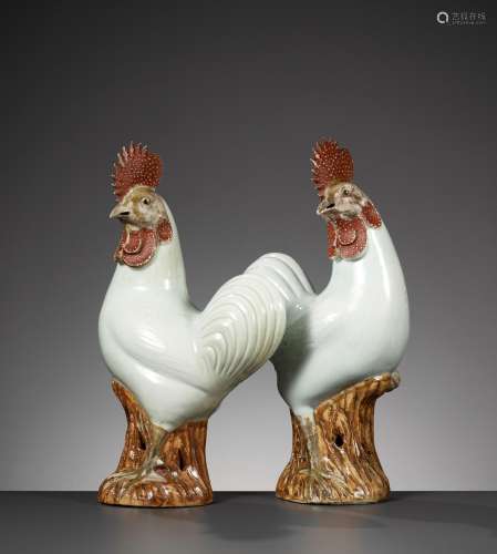 A PAIR OF CHINESE COCKERELS, LATE QING DYNASTY