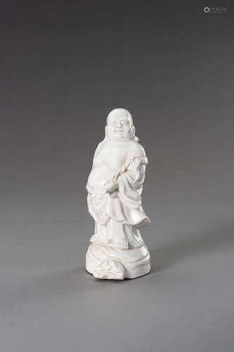 A DEHUA PORCELAIN FIGURE OF BUDAI, 20TH CENTURY