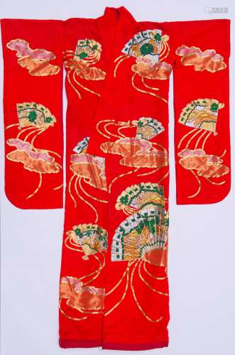 A LARGE CHINESE BEIJING OPERA ROBE - 1930-1950