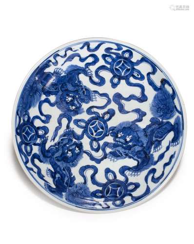 CHINE - Epoque KANGXI   (1662 - 1722)<br />
Grande coupe en ...