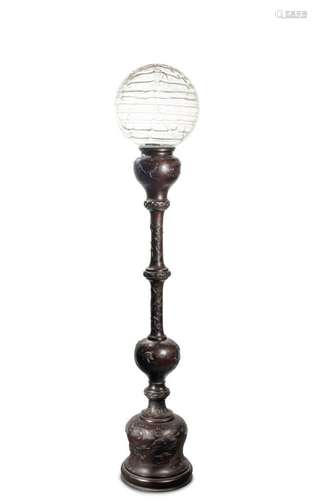 JAPON - Epoque MEIJI (1868 - 1912)<br />
Important lampadair...