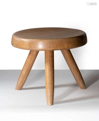 Charlotte Perriand (1903-1999)<br />
Tabouret dit « Berger »...