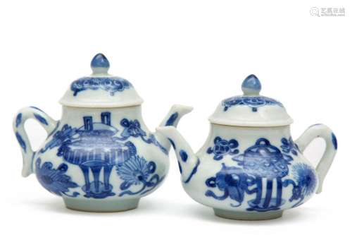 Two miniature blue and white Chinese porcelain teapots