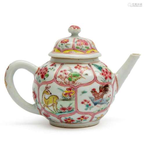 A small famille rose teapot