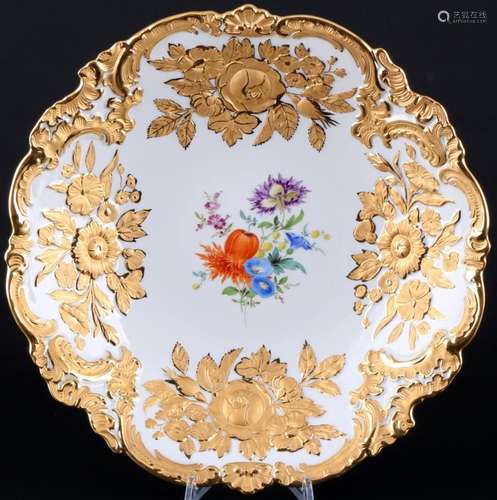 Meissen Flower Bouquet large splendor bowl with rose relief ...