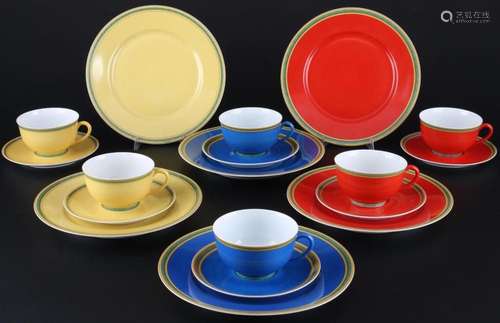 Hermes Paris Toucans 6 cups with saucers and dessert plates ...