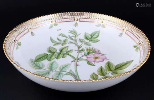 Royal Copenhagen Flora Danica large round bowl 3505 1st choi...