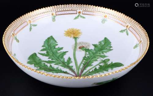 Royal Copenhagen Flora Danica large round bowl 3505 1st choi...