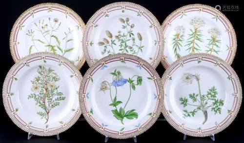 Royal Copenhagen Flora Danica 6 dinner plates 3549 1st choic...