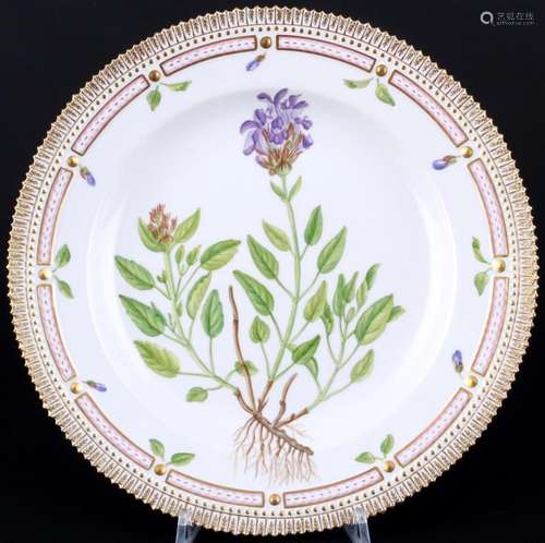 Royal Copenhagen Flora Danica dinner plate 3549 1st choice, ...