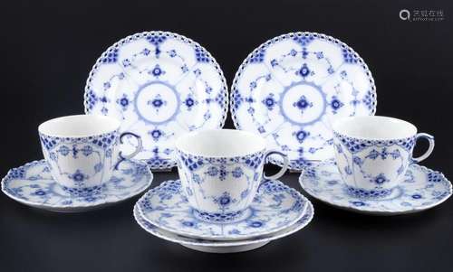 Royal Copenhagen Musselmalet Full Lace 3 coffee cups with sa...